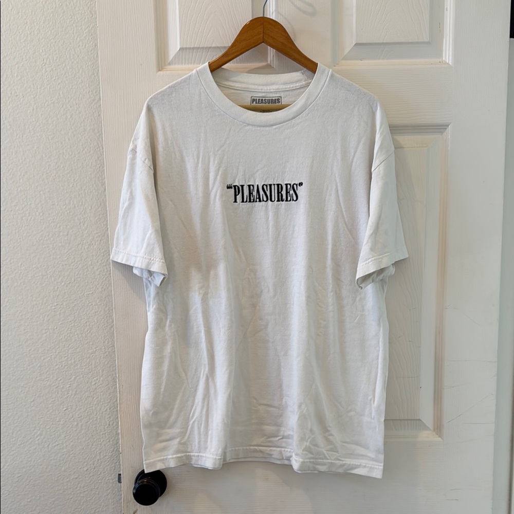 Pleasures Men’s white tshirt